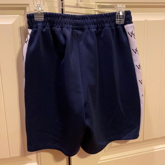 Vanquish Fitness Navy shorts size large - Picture 2 of 6